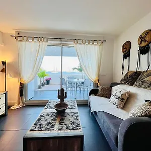 Pirate Of The Caribbean Sea View Apartment
